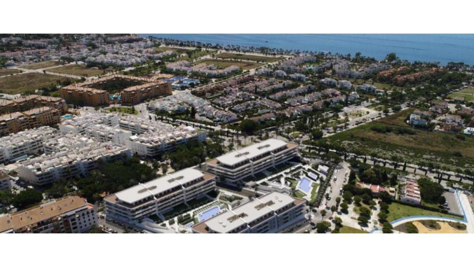 24 beachfront apartments pool